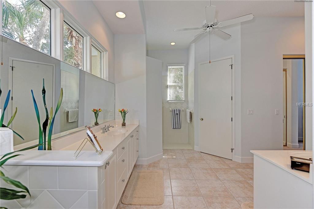 7466 MONTE VERDE, SARASOTA, Florida 34238, 3 Bedrooms Bedrooms, 8 Rooms Rooms,4 BathroomsBathrooms,Residential,For sale,MONTE VERDE,A4202661