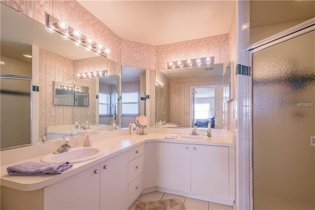 2517 LANTANA LANE, PALMETTO, Florida 34221, 3 Bedrooms Bedrooms, 6 Rooms Rooms,2 BathroomsBathrooms,Residential,For sale,LANTANA,A4205711