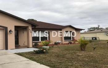 609 ROYALTY CT, KISSIMMEE, Florida 34758, 3 Bedrooms Bedrooms, 6 Rooms Rooms,2 BathroomsBathrooms,Residential,For sale,ROYALTY CT,O5559230