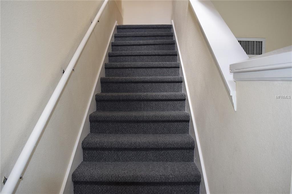 8406 CRYSTAL COVE LOOP, KISSIMMEE, Florida 34747, 3 Bedrooms Bedrooms, 5 Rooms Rooms,2 BathroomsBathrooms,Residential,For sale,CRYSTAL COVE,S4856645