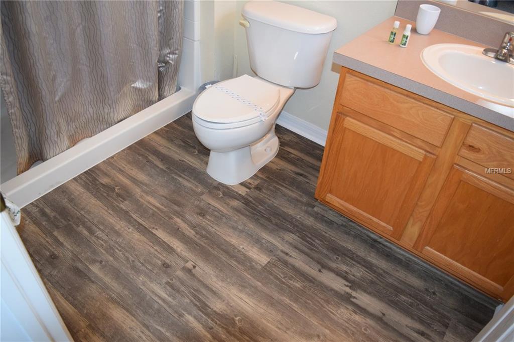 8406 CRYSTAL COVE LOOP, KISSIMMEE, Florida 34747, 3 Bedrooms Bedrooms, 5 Rooms Rooms,2 BathroomsBathrooms,Residential,For sale,CRYSTAL COVE,S4856645