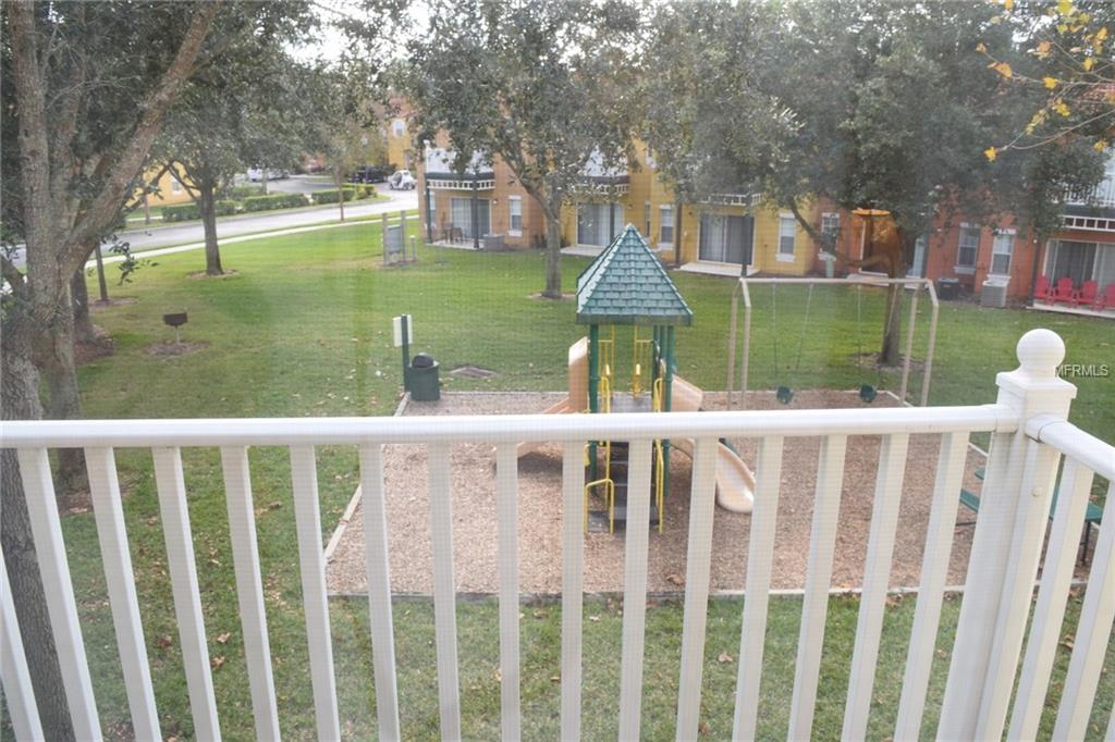 8406 CRYSTAL COVE LOOP, KISSIMMEE, Florida 34747, 3 Bedrooms Bedrooms, 5 Rooms Rooms,2 BathroomsBathrooms,Residential,For sale,CRYSTAL COVE,S4856645