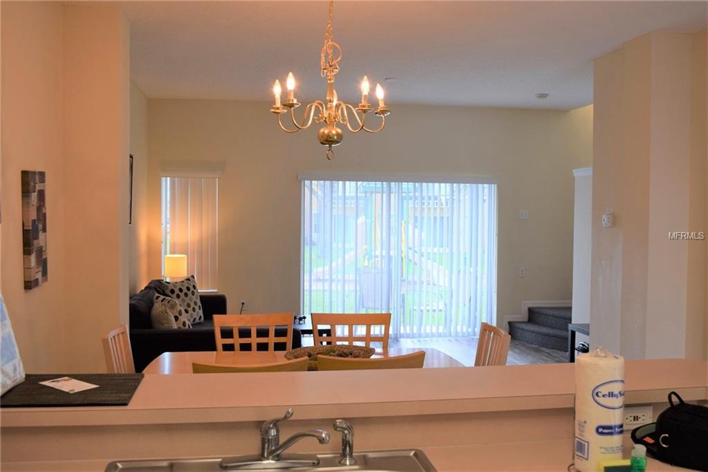 8406 CRYSTAL COVE LOOP, KISSIMMEE, Florida 34747, 3 Bedrooms Bedrooms, 5 Rooms Rooms,2 BathroomsBathrooms,Residential,For sale,CRYSTAL COVE,S4856645