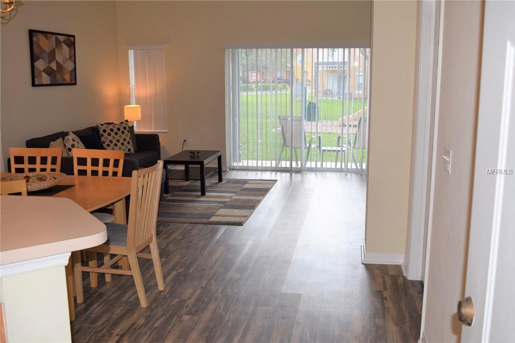 8406 CRYSTAL COVE LOOP, KISSIMMEE, Florida 34747, 3 Bedrooms Bedrooms, 5 Rooms Rooms,2 BathroomsBathrooms,Residential,For sale,CRYSTAL COVE,S4856645