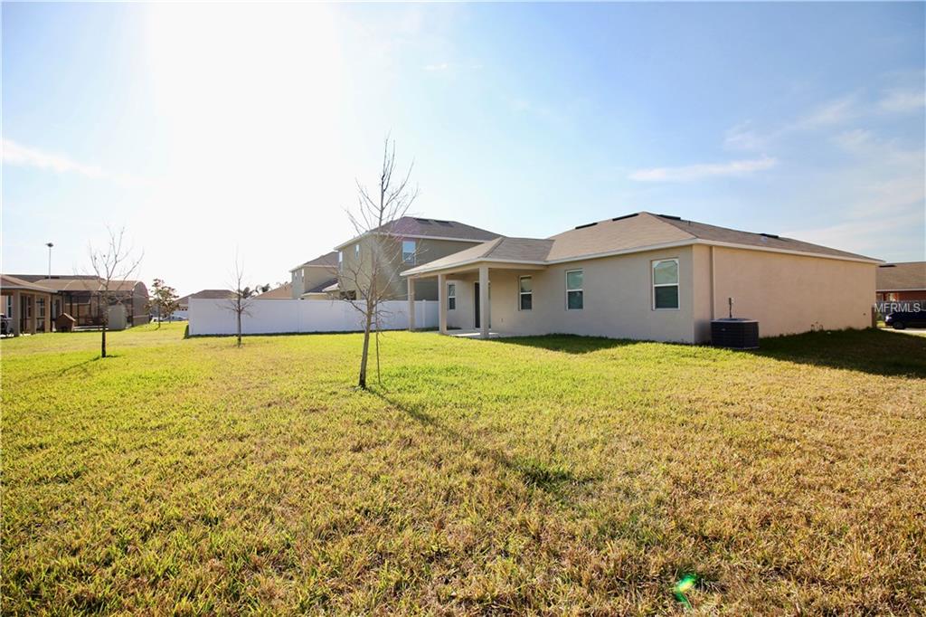 1739 BOAT LAUNCH ROAD, KISSIMMEE, Florida 34746, 3 Bedrooms Bedrooms, 3 Rooms Rooms,2 BathroomsBathrooms,Residential,For sale,BOAT LAUNCH,S4856906