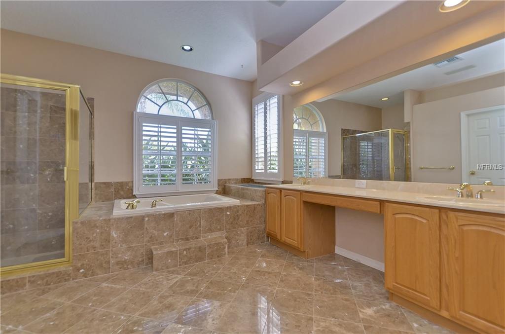 16462 TURNBURY OAK DRIVE, ODESSA, Florida 33556, 4 Bedrooms Bedrooms, 9 Rooms Rooms,3 BathroomsBathrooms,Residential,For sale,TURNBURY OAK,T2928258