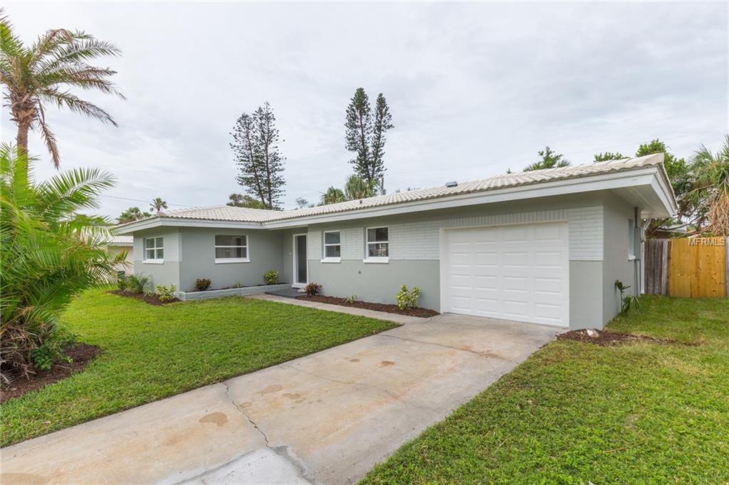 1000 CEDAR DRIVE, BELLEAIR BEACH, Florida 33786, 2 Bedrooms Bedrooms, 6 Rooms Rooms,2 BathroomsBathrooms,Residential,For sale,CEDAR,A4199644