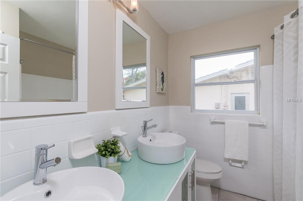 1000 CEDAR DRIVE, BELLEAIR BEACH, Florida 33786, 2 Bedrooms Bedrooms, 6 Rooms Rooms,2 BathroomsBathrooms,Residential,For sale,CEDAR,A4199644