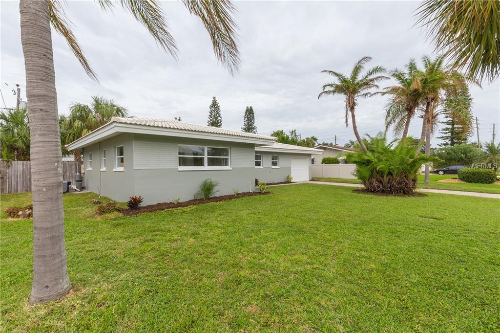 1000 CEDAR DRIVE, BELLEAIR BEACH, Florida 33786, 2 Bedrooms Bedrooms, 6 Rooms Rooms,2 BathroomsBathrooms,Residential,For sale,CEDAR,A4199644