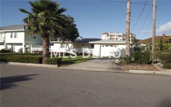 210 BAYSIDE DRIVE, CLEARWATER BEACH, Florida 33767, 2 Bedrooms Bedrooms, 3 Rooms Rooms,2 BathroomsBathrooms,Residential,For sale,BAYSIDE,U7838210