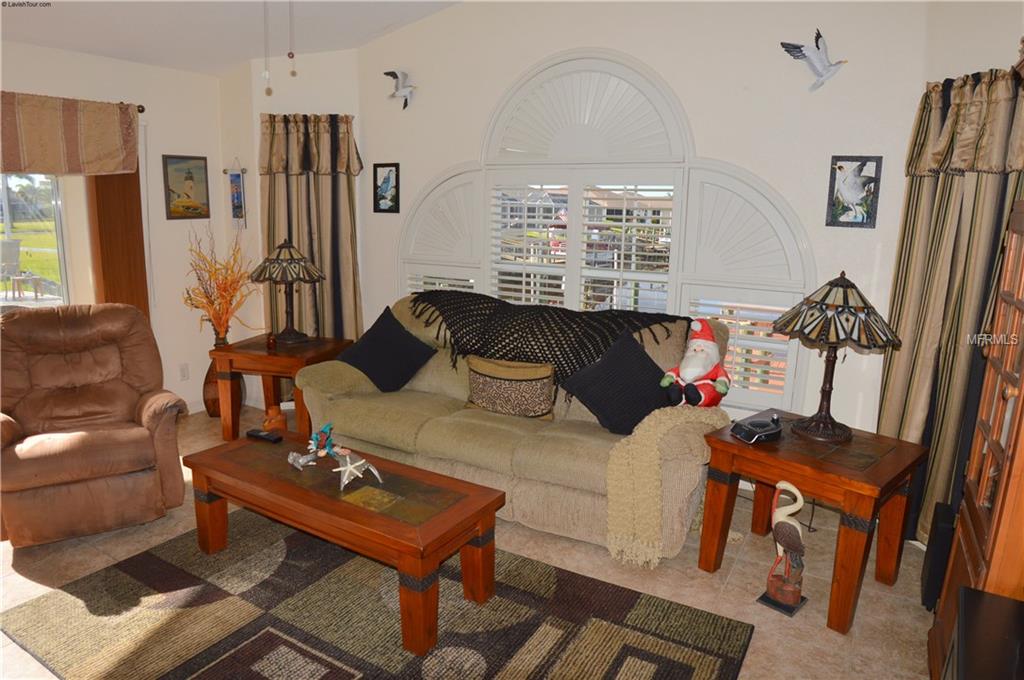 6851 PAN AMERICAN BOULEVARD, NORTH PORT, Florida 34287, 3 Bedrooms Bedrooms, 8 Rooms Rooms,2 BathroomsBathrooms,Residential,For sale,PAN AMERICAN,C7247014