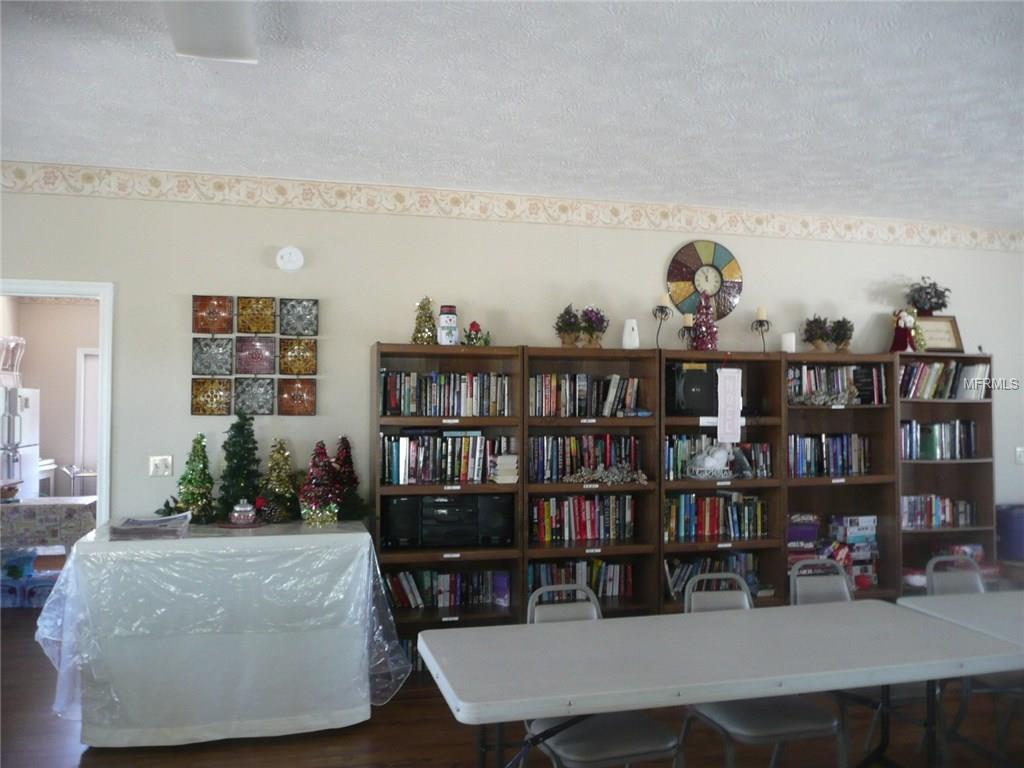 16562 96TH COURT, SUMMERFIELD, Florida 34491, 3 Bedrooms Bedrooms, 8 Rooms Rooms,2 BathroomsBathrooms,Residential,For sale,96TH,G4851658