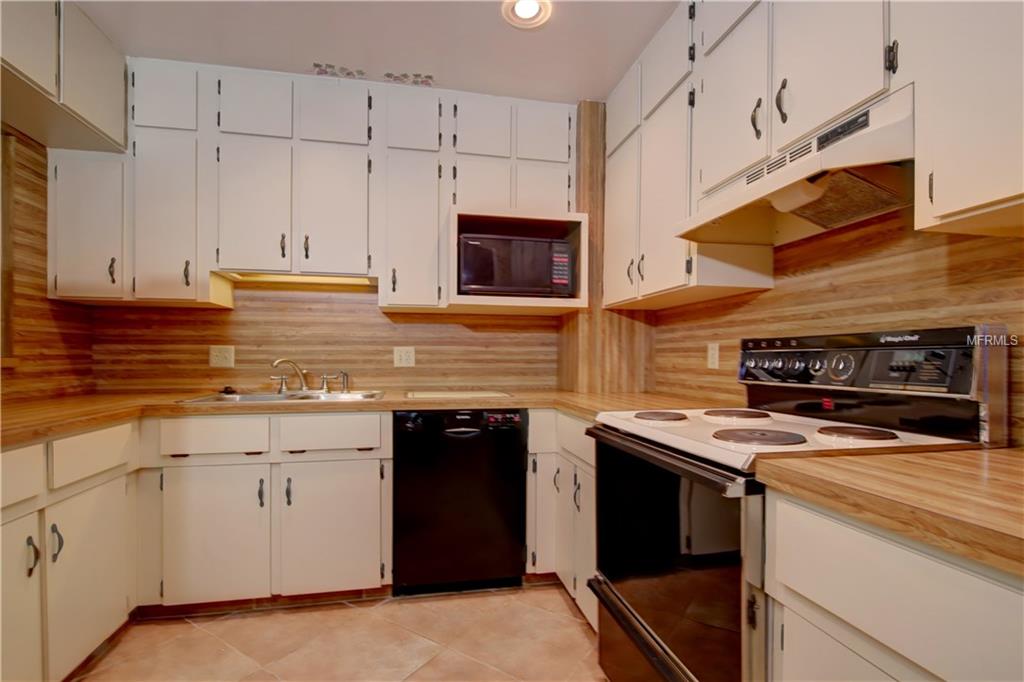 400 62ND STREET N, ST PETERSBURG, Florida 33710, 3 Bedrooms Bedrooms, 8 Rooms Rooms,2 BathroomsBathrooms,Residential,For sale,62ND,U7845467