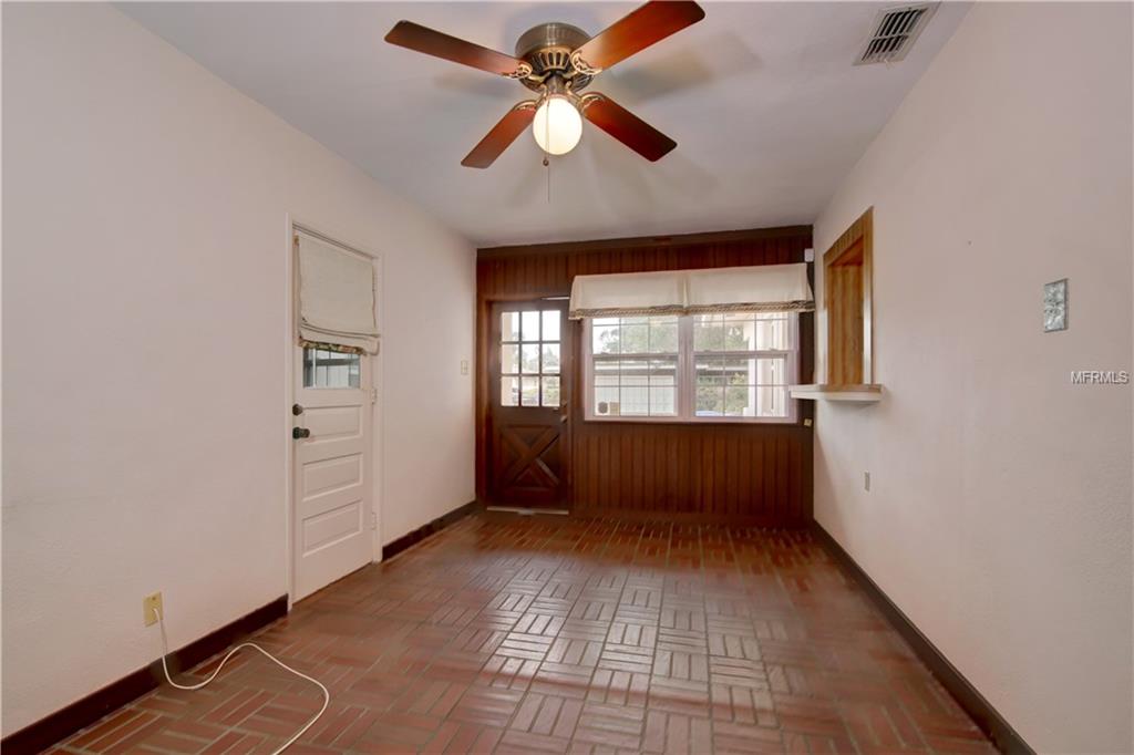 400 62ND STREET N, ST PETERSBURG, Florida 33710, 3 Bedrooms Bedrooms, 8 Rooms Rooms,2 BathroomsBathrooms,Residential,For sale,62ND,U7845467