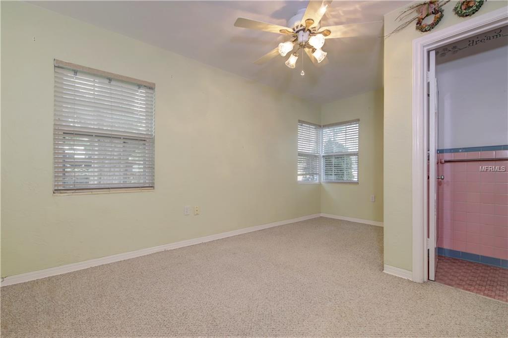 400 62ND STREET N, ST PETERSBURG, Florida 33710, 3 Bedrooms Bedrooms, 8 Rooms Rooms,2 BathroomsBathrooms,Residential,For sale,62ND,U7845467