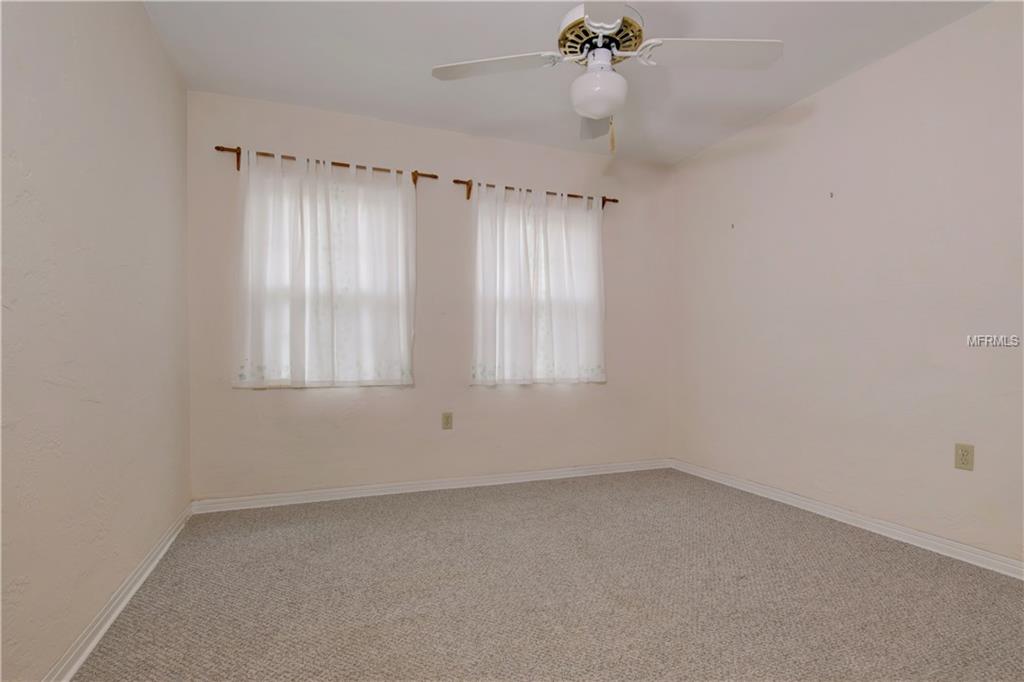 400 62ND STREET N, ST PETERSBURG, Florida 33710, 3 Bedrooms Bedrooms, 8 Rooms Rooms,2 BathroomsBathrooms,Residential,For sale,62ND,U7845467