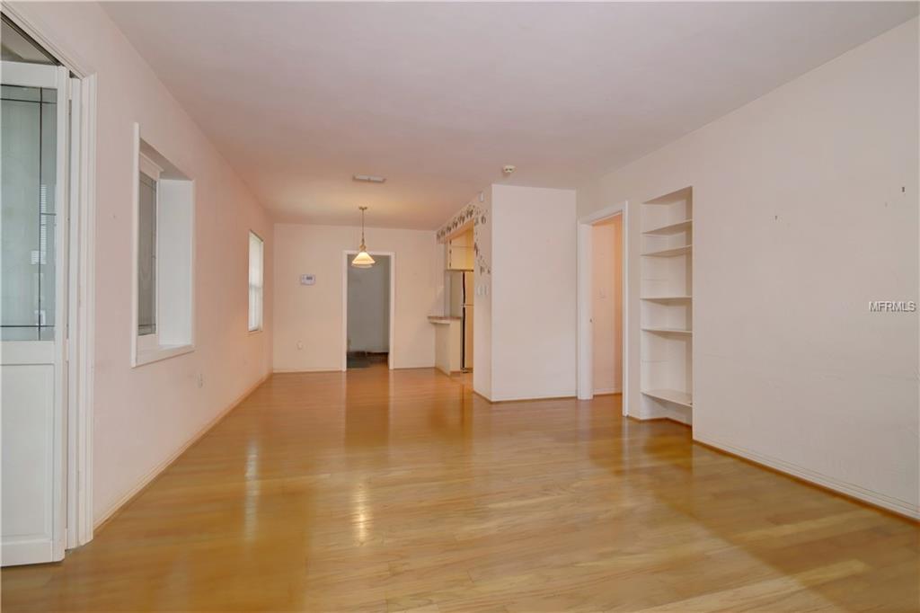 400 62ND STREET N, ST PETERSBURG, Florida 33710, 3 Bedrooms Bedrooms, 8 Rooms Rooms,2 BathroomsBathrooms,Residential,For sale,62ND,U7845467