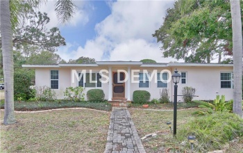 400 62ND STREET N, ST PETERSBURG, Florida 33710, 3 Bedrooms Bedrooms, 8 Rooms Rooms,2 BathroomsBathrooms,Residential,For sale,62ND,U7845467