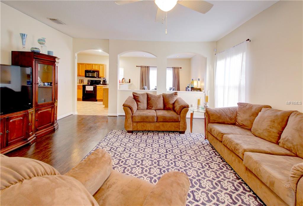 10833 NEWBRIDGE DRIVE, RIVERVIEW, Florida 33579, 5 Bedrooms Bedrooms, 3 Rooms Rooms,2 BathroomsBathrooms,Residential,For sale,NEWBRIDGE,T2925851