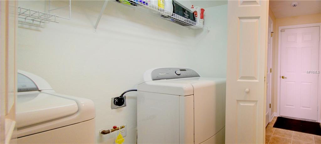 10833 NEWBRIDGE DRIVE, RIVERVIEW, Florida 33579, 5 Bedrooms Bedrooms, 3 Rooms Rooms,2 BathroomsBathrooms,Residential,For sale,NEWBRIDGE,T2925851