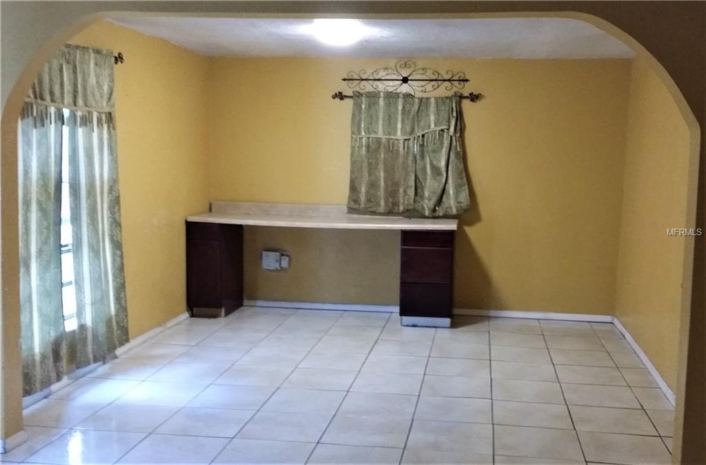 13 S WARNELL STREET, PLANT CITY, Florida 33563, 4 Bedrooms Bedrooms, 3 Rooms Rooms,2 BathroomsBathrooms,Residential,For sale,WARNELL,U7846273