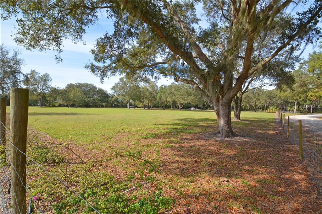 1140 49TH STREET E, PALMETTO, Florida 34221, 3 Bedrooms Bedrooms, 3 Rooms Rooms,2 BathroomsBathrooms,Residential,For sale,49TH,U7847049