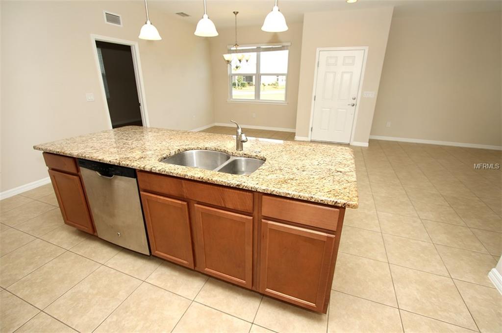 4103 MENDOCINO CIRCLE, VENICE, Florida 34293, 2 Bedrooms Bedrooms, 7 Rooms Rooms,2 BathroomsBathrooms,Residential,For sale,MENDOCINO,N5916375