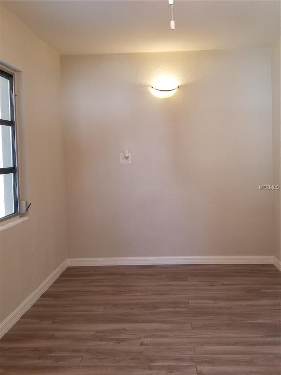 1446 SAINT CLAIR ROAD, ENGLEWOOD, Florida 34223, 2 Bedrooms Bedrooms, 9 Rooms Rooms,1 BathroomBathrooms,Residential,For sale,SAINT CLAIR,N5916423