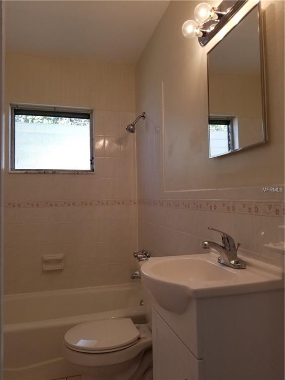 1446 SAINT CLAIR ROAD, ENGLEWOOD, Florida 34223, 2 Bedrooms Bedrooms, 9 Rooms Rooms,1 BathroomBathrooms,Residential,For sale,SAINT CLAIR,N5916423