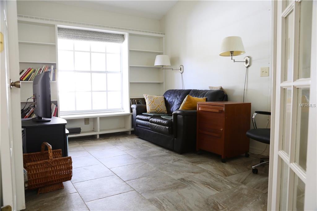 4624 ROWE DRIVE, NEW PORT RICHEY, Florida 34653, 3 Bedrooms Bedrooms, 6 Rooms Rooms,2 BathroomsBathrooms,Residential,For sale,ROWE,W7633277