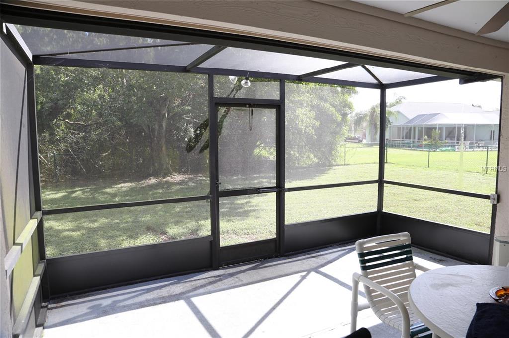 4624 ROWE DRIVE, NEW PORT RICHEY, Florida 34653, 3 Bedrooms Bedrooms, 6 Rooms Rooms,2 BathroomsBathrooms,Residential,For sale,ROWE,W7633277