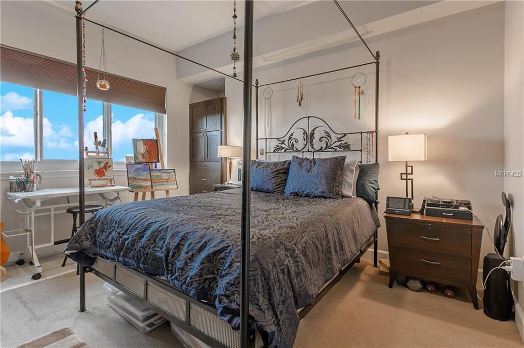 100 S EOLA DRIVE, ORLANDO, Florida 32801, 3 Bedrooms Bedrooms, 6 Rooms Rooms,2 BathroomsBathrooms,Residential,For sale,EOLA,O5543271