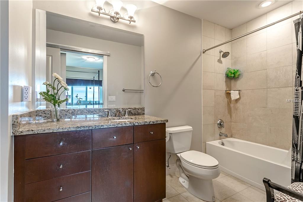 100 S EOLA DRIVE, ORLANDO, Florida 32801, 3 Bedrooms Bedrooms, 6 Rooms Rooms,2 BathroomsBathrooms,Residential,For sale,EOLA,O5543271