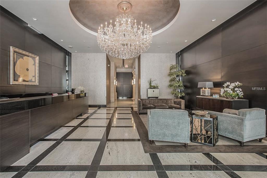 100 S EOLA DRIVE, ORLANDO, Florida 32801, 3 Bedrooms Bedrooms, 6 Rooms Rooms,2 BathroomsBathrooms,Residential,For sale,EOLA,O5543271