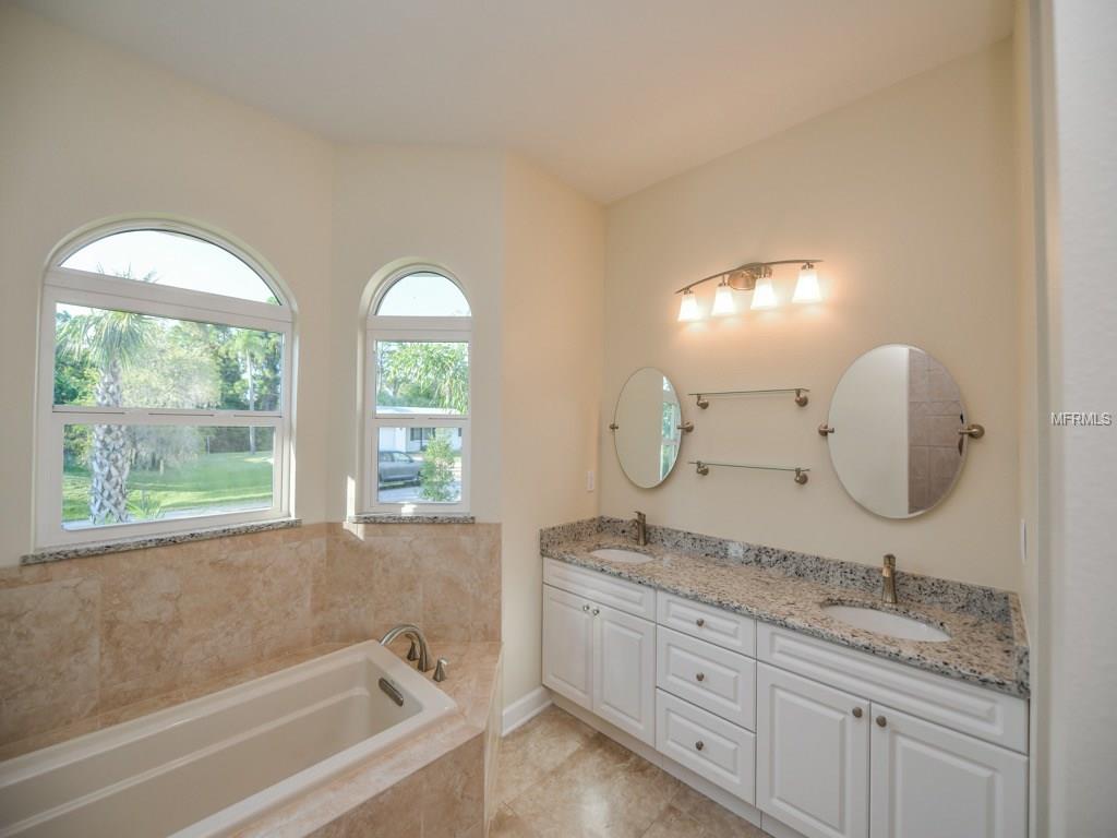 503 AZALEA ROAD, VENICE, Florida 34293, 3 Bedrooms Bedrooms, 7 Rooms Rooms,2 BathroomsBathrooms,Residential,For sale,AZALEA,N5915047