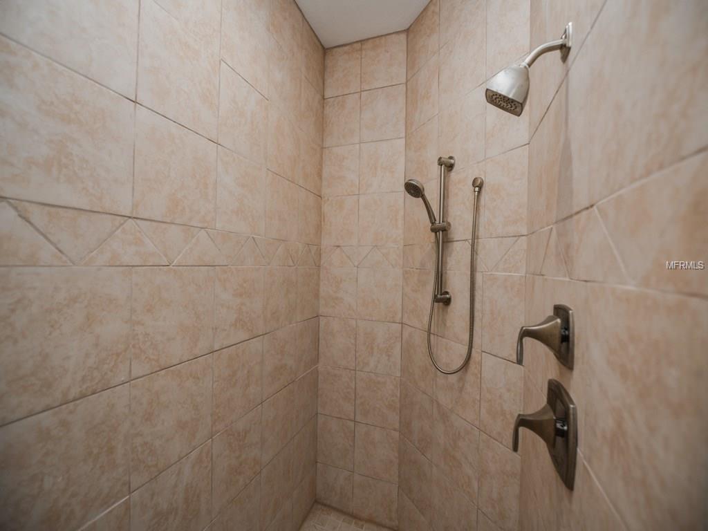 503 AZALEA ROAD, VENICE, Florida 34293, 3 Bedrooms Bedrooms, 7 Rooms Rooms,2 BathroomsBathrooms,Residential,For sale,AZALEA,N5915047