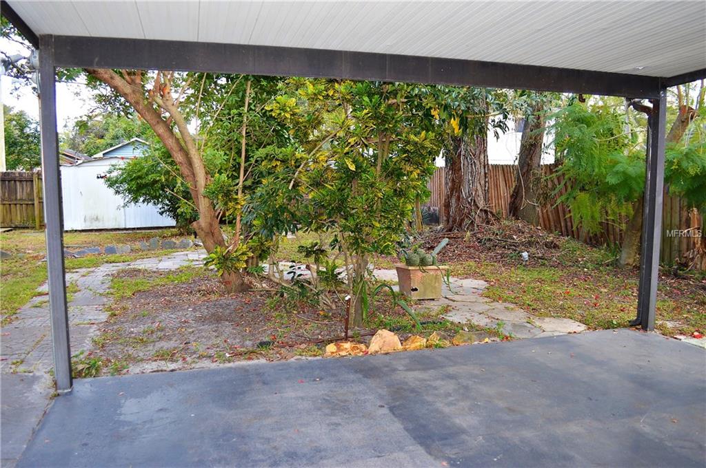 2028 29TH AVENUE N, ST PETERSBURG, Florida 33713, 2 Bedrooms Bedrooms, 3 Rooms Rooms,2 BathroomsBathrooms,Residential,For sale,29TH,T2917358