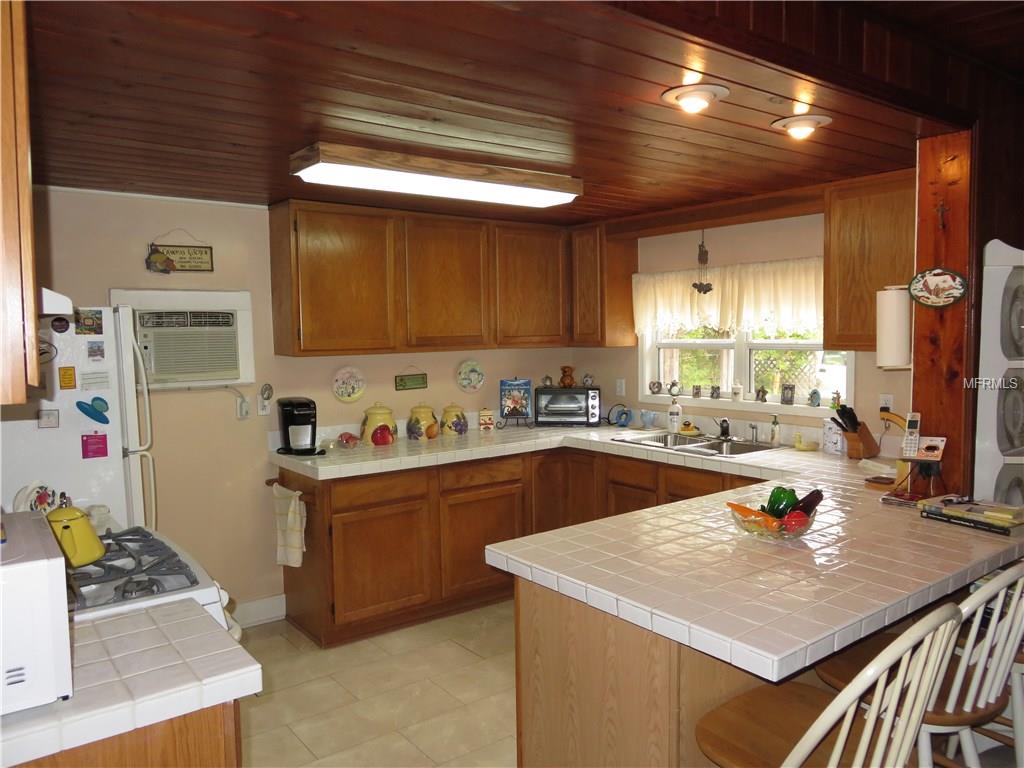 413 BECKLEY STREET KISSIMMEE, Florida 34744, 2 Bedrooms Bedrooms, 5 Rooms Rooms,1 BathroomBathrooms,Residential,For sale,BECKLEY,O5555519