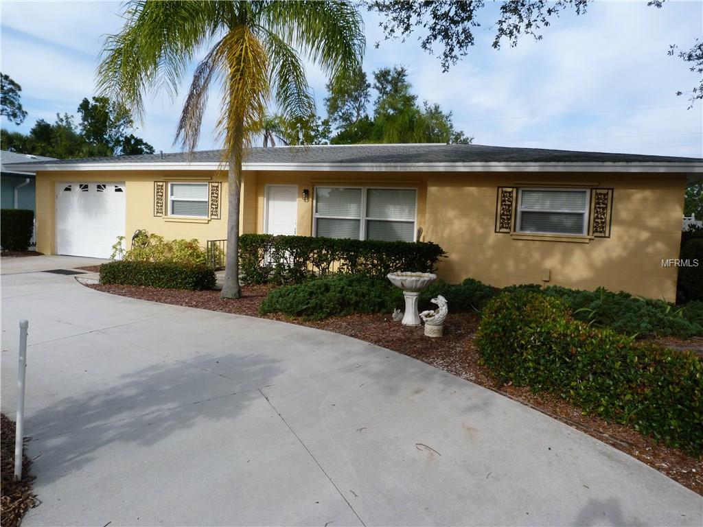 324 SALERNO STREET, VENICE, Florida 34285, 3 Bedrooms Bedrooms, 7 Rooms Rooms,2 BathroomsBathrooms,Residential,For sale,SALERNO,N5915912