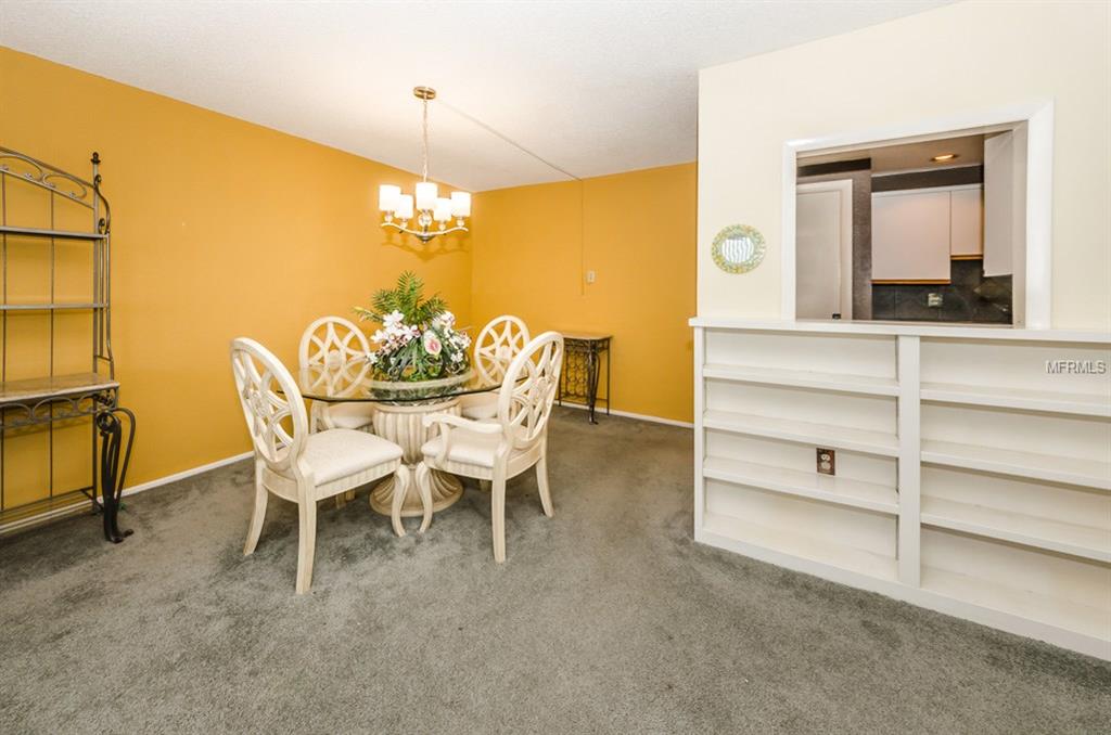 632 EDGEWATER DRIVE, DUNEDIN, Florida 34698, 2 Bedrooms Bedrooms, 5 Rooms Rooms,2 BathroomsBathrooms,Residential,For sale,EDGEWATER,U7845470