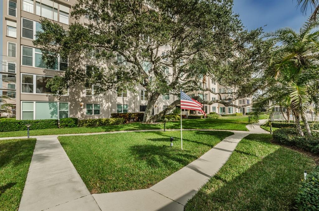 632 EDGEWATER DRIVE, DUNEDIN, Florida 34698, 2 Bedrooms Bedrooms, 5 Rooms Rooms,2 BathroomsBathrooms,Residential,For sale,EDGEWATER,U7845470