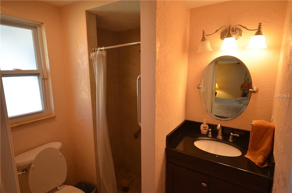 2537 NASSAU STREET, SARASOTA, Florida 34231, 2 Bedrooms Bedrooms, 5 Rooms Rooms,2 BathroomsBathrooms,Residential,For sale,NASSAU,A4209041