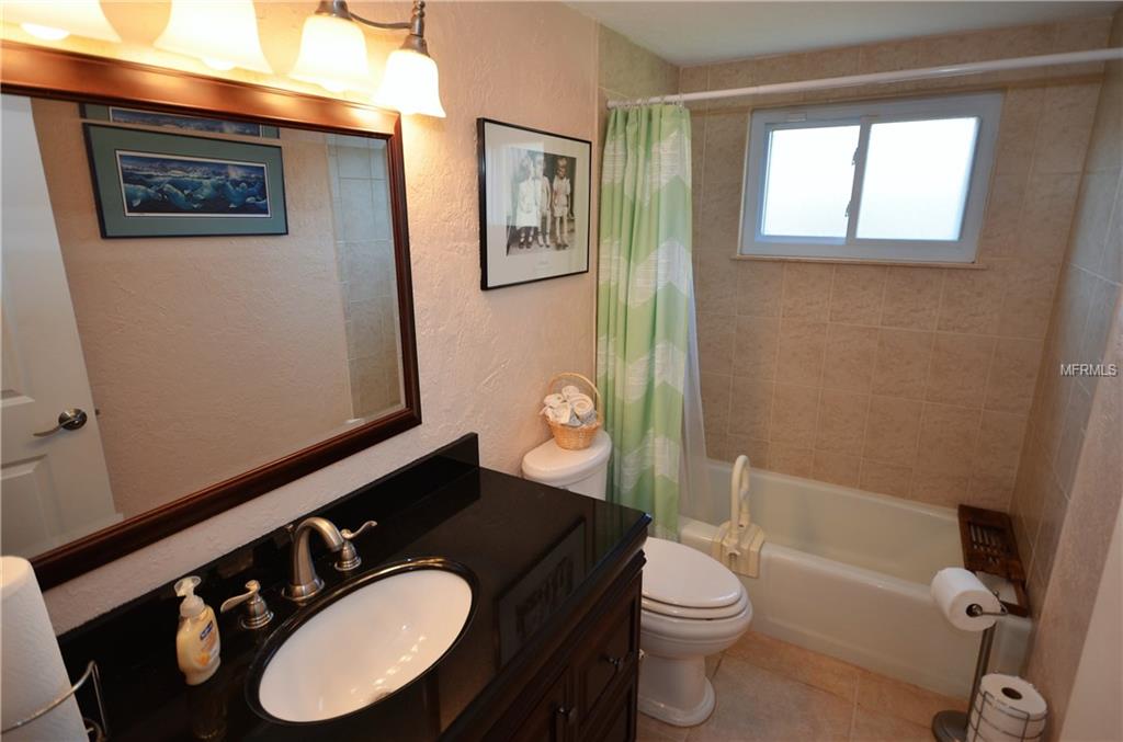 2537 NASSAU STREET, SARASOTA, Florida 34231, 2 Bedrooms Bedrooms, 5 Rooms Rooms,2 BathroomsBathrooms,Residential,For sale,NASSAU,A4209041