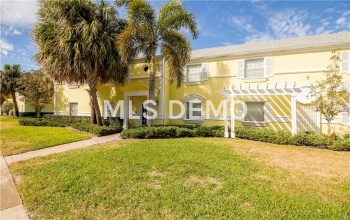 121 SEA HORSE DRIVE SE, ST PETERSBURG, Florida 33705, 2 Bedrooms Bedrooms, 3 Rooms Rooms,2 BathroomsBathrooms,Residential,For sale,SEA HORSE,U7847050