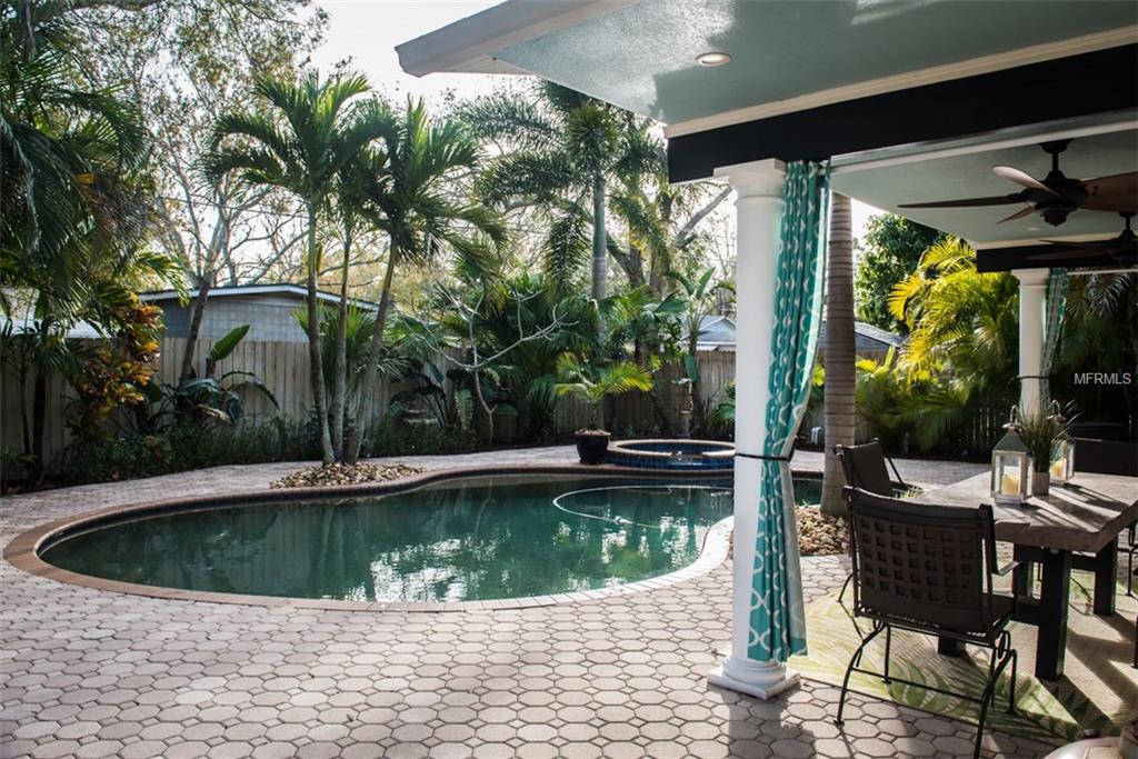 786 59TH AVENUE NE, ST PETERSBURG, Florida 33703, 3 Bedrooms Bedrooms, 5 Rooms Rooms,2 BathroomsBathrooms,Residential,For sale,59TH,U7847423