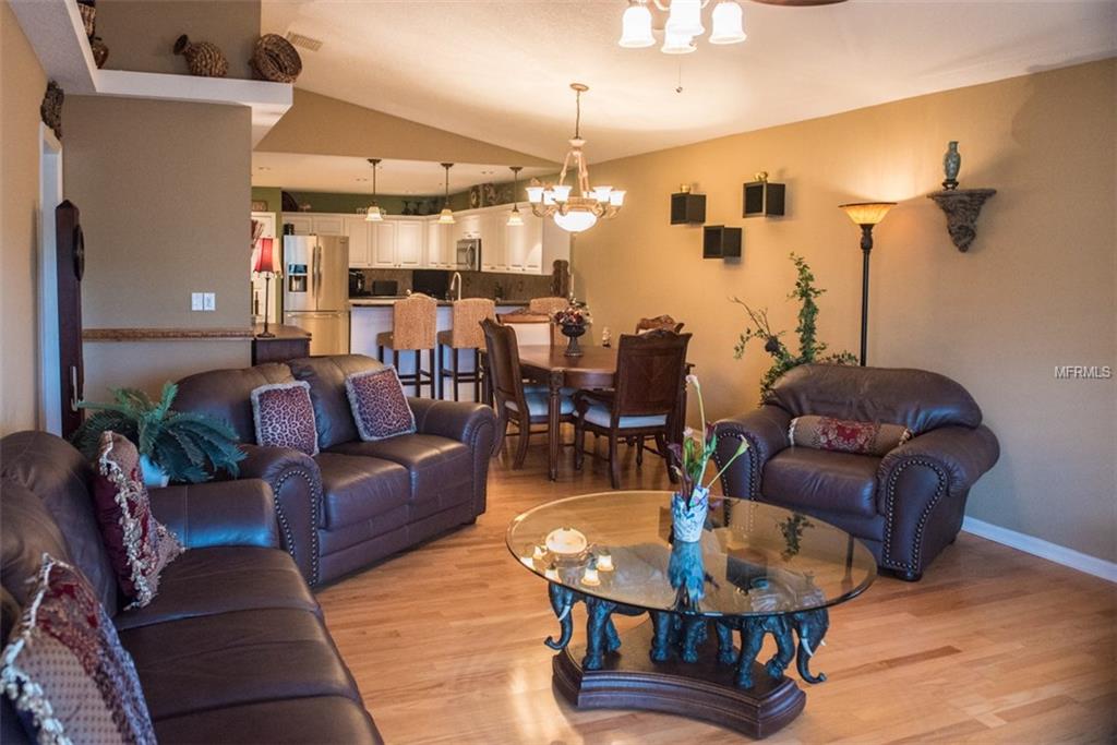 786 59TH AVENUE NE, ST PETERSBURG, Florida 33703, 3 Bedrooms Bedrooms, 5 Rooms Rooms,2 BathroomsBathrooms,Residential,For sale,59TH,U7847423