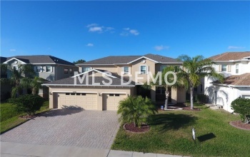 4441 AZURE ISLE WAY, KISSIMMEE, Florida 34744, 5 Bedrooms Bedrooms, 12 Rooms Rooms,3 BathroomsBathrooms,Residential,For sale,AZURE ISLE,O5561885