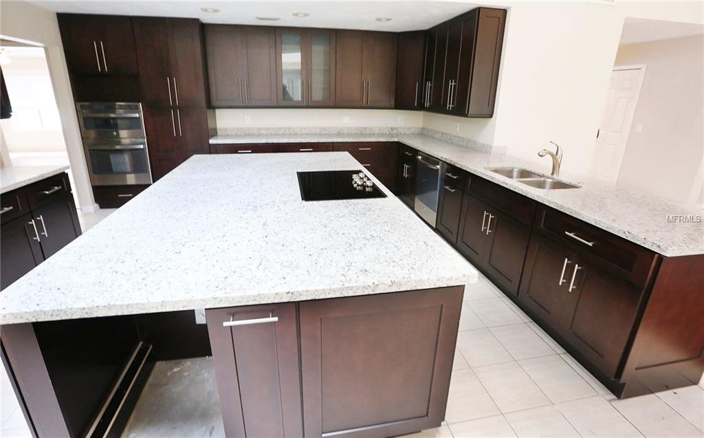 648 E CLUB CIRCLE, LONGWOOD, Florida 32779, 6 Bedrooms Bedrooms, 3 Rooms Rooms,6 BathroomsBathrooms,Residential,For sale,CLUB,O5497365