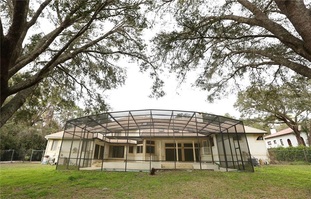 648 E CLUB CIRCLE, LONGWOOD, Florida 32779, 6 Bedrooms Bedrooms, 3 Rooms Rooms,6 BathroomsBathrooms,Residential,For sale,CLUB,O5497365