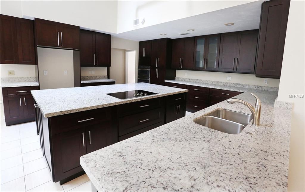 648 E CLUB CIRCLE, LONGWOOD, Florida 32779, 6 Bedrooms Bedrooms, 3 Rooms Rooms,6 BathroomsBathrooms,Residential,For sale,CLUB,O5497365